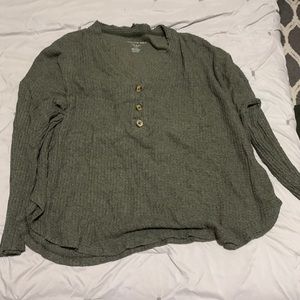Olive green knit sweater top